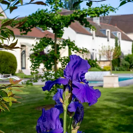 Le Clos De L'aigue Отель типа 
